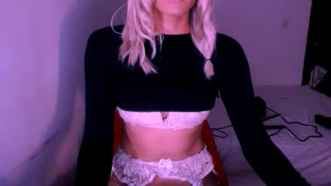 Snapshot of xxxanonymousloverxxx chatting on 3, 2, 2026 Chiara online show from 3, 2, 2026
