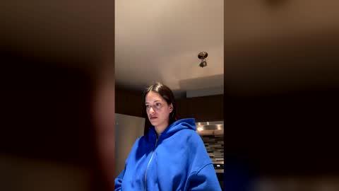 Snapshot of xxxbellalola chatting on 5, 5, 2026 Lola online show from 5, 5, 2026