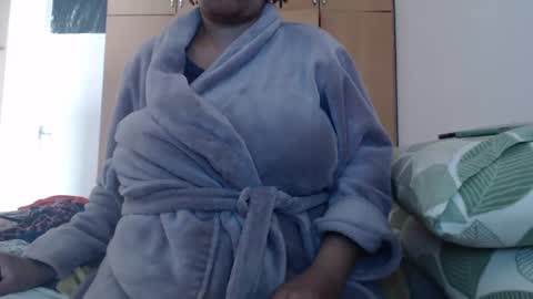 Snapshot of xxxbustybabe27x chatting on 20, 2, 2025 Ayanda online show from 20, 2, 2025