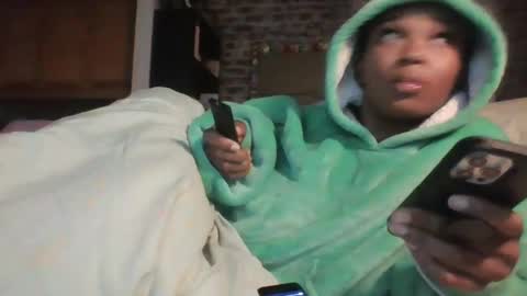 Danielle online show from 12, 3, 2025