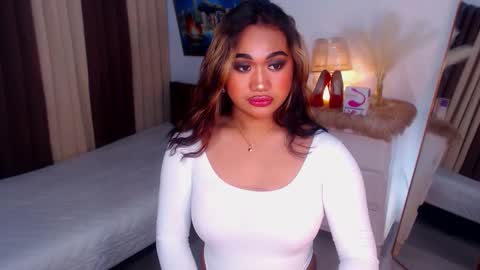 Snapshot of xxxgiganticoliviacummerxxx chatting on 28, 12, 2024 OLIVIA online show from 28, 12, 2024