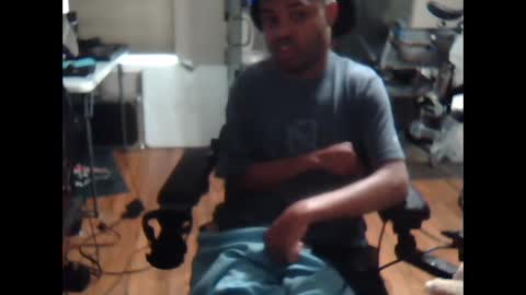 xxxonwheelz online show from 2, 10, 2025