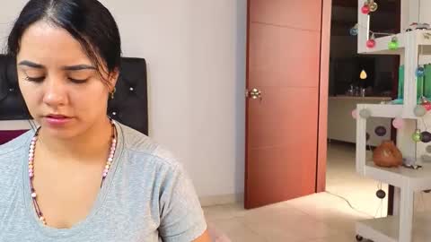 xxxtatianabustyxxx online show from 17, 12, 2025