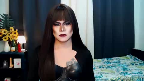 Snapshot of xyournightmarequeenx chatting on 15, 9, 2025 QueenMarina online show from 15, 9, 2025