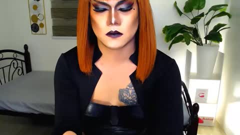 Snapshot of xyournightmarequeenx chatting on 13, 5, 2026 QueenMarina online show from 13, 5, 2026