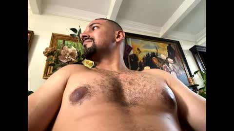  Yago Fox  online show from 23, 9, 2025