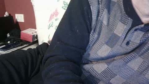 Snapshot of yahe2010 chatting on 28, 12, 2024 grillino online show from 28, 12, 2024