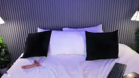 Yalezka online show from 8, 4, 2026