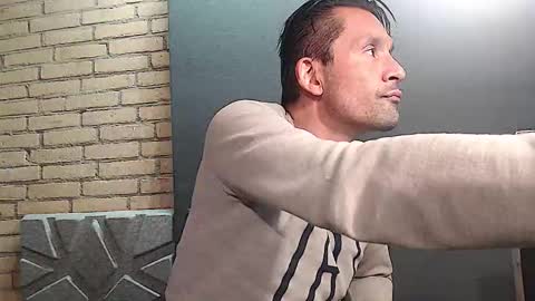 Snapshot of yallayalla1806 chatting on 12, 10, 2025 yallayalla1806 online show from 12, 10, 2025