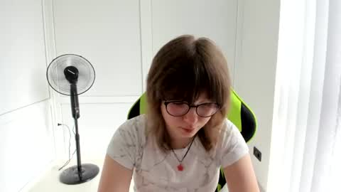 Snapshot of yamihoshii chatting on 19, 6, 2026 Sofia online show from 19, 6, 2026
