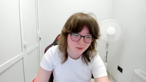 Snapshot of yamihoshii chatting on 2, 7, 2026 Sofia online show from 2, 7, 2026