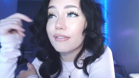 Snapshot of yamilean chatting on 2, 10, 2025 Yami online show from 2, 10, 2025