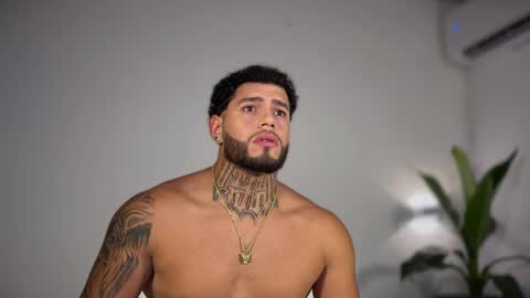 yamp sambrano online show from 20, 11, 2025