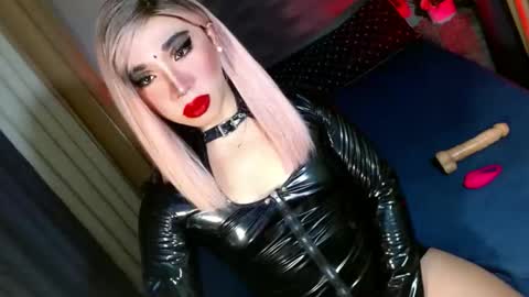 REYAN online show from 4, 11, 2025