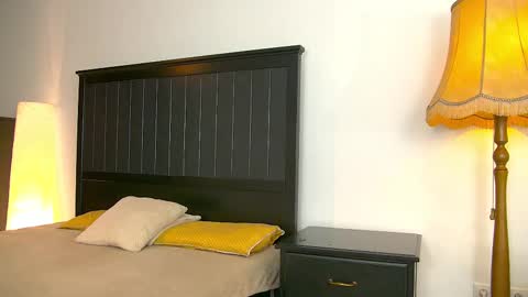 Snapshot of yanira_ass_ chatting on 8, 2, 2026 yanira_ass_ online show from 8, 2, 2026