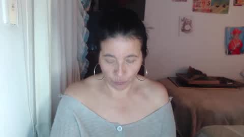 yasmin_love85 online show from 31, 10, 2025