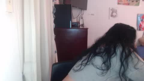 yasmin_love85 online show from 23, 4, 2026