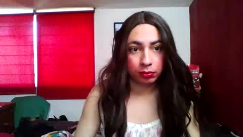Yasmin Paez online show from 12, 12, 2024