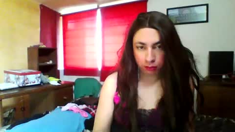 Yasmin Paez online show from 12, 12, 2024