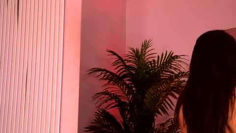 Yasmina  online show from 9, 1, 2026