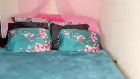 Yasmina online show from 19, 2, 2025