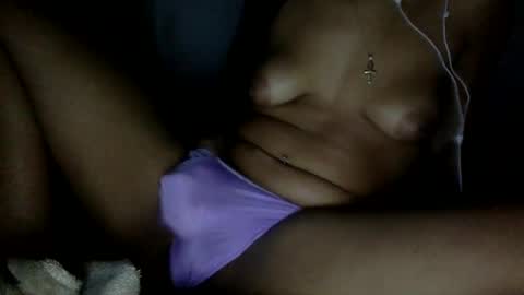 Yasmine Bank online show from 28, 10, 2025