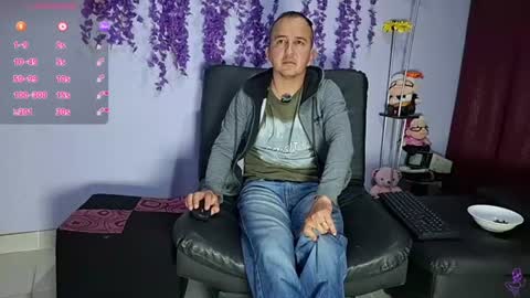 Snapshot of yazflor chatting on 11, 7, 2026 Hazzan y Greisy online show from 11, 7, 2026