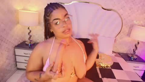 Snapshot of yazminjenner chatting on 25, 6, 2026 YazminJenner online show from 25, 6, 2026