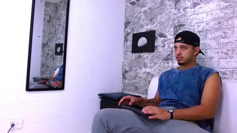 Snapshot of yeisonbrown chatting on 2, 11, 2025 Yeison online show from 2, 11, 2025