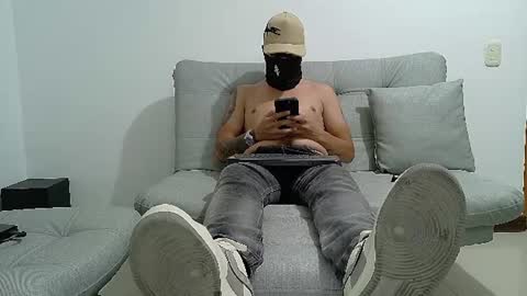yeisongomezz online show from 17, 7, 2026