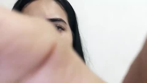 yenher1994 online show from 24, 11, 2025