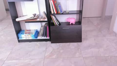 yenlo01 online show from 6, 2, 2025