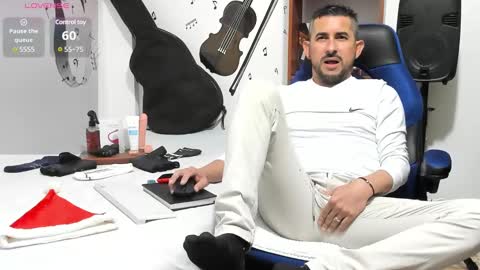 Yeol online show from 3, 12, 2024