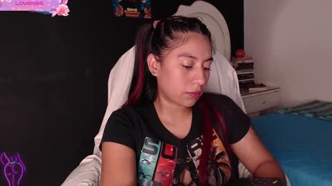 Snapshot of yes2802 chatting on 4, 2, 2025 Yesi online show from 4, 2, 2025