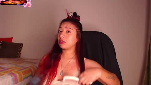 Snapshot of yes2802 chatting on 13, 10, 2025 Yesi online show from 13, 10, 2025