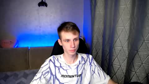 Snapshot of yes_cute_boy_ chatting on 2, 3, 2025 Eden online show from 2, 3, 2025