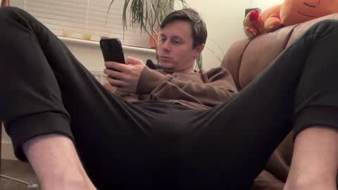 Snapshot of yesimlonely chatting on 13, 2, 2025 Sal online show from 13, 2, 2025