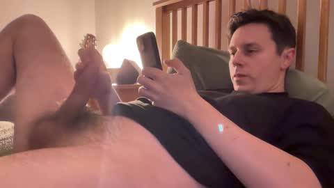 Snapshot of yesimlonely chatting on 28, 2, 2025 Sal online show from 28, 2, 2025