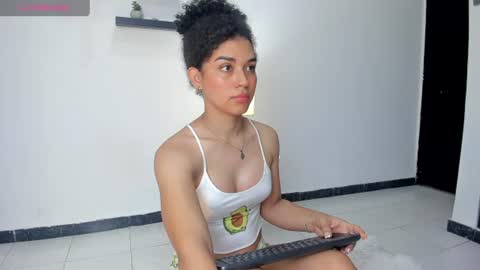 Snapshot of yess__daddyy chatting on 19, 7, 2026 YAMPOOL online show from 19, 7, 2026