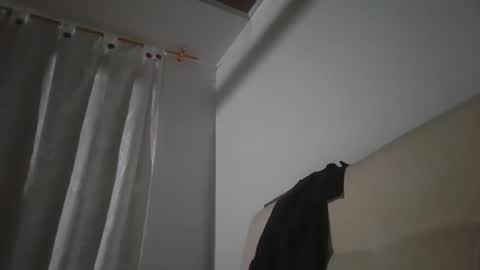 yessica and andres online show from 7, 4, 2026