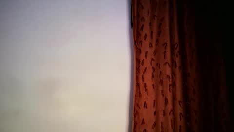   online show from 22, 11, 2025