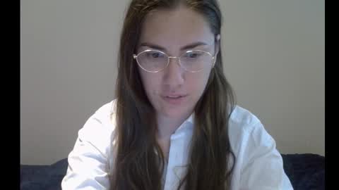 Kira online show from 10, 9, 2025