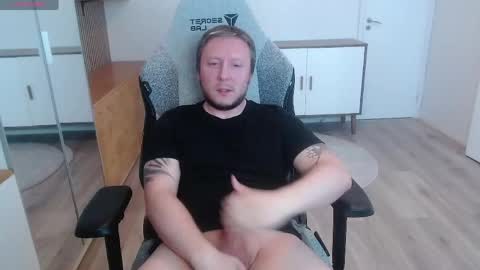 Snapshot of yhdxhy chatting on 4, 5, 2026 James online show from 4, 5, 2026