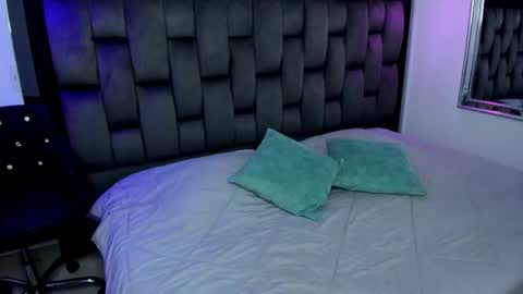 Snapshot of yikaalves chatting on 22, 10, 2025 Yika Alves online show from 22, 10, 2025