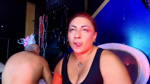 yingandyangg online show from 24, 3, 2026