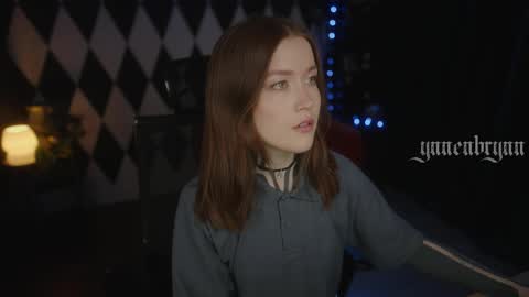 Snapshot of ynnenbrynn chatting on 11, 4, 2026 ynnenbrynn online show from 11, 4, 2026