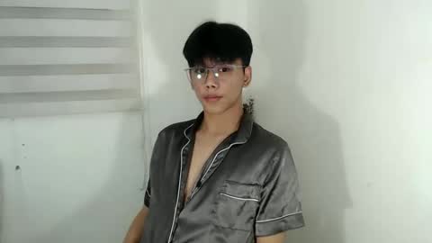 Snapshot of ynotyu chatting on 9, 9, 2025 ynotyu online show from 9, 9, 2025