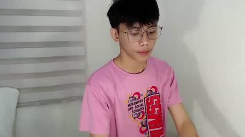 Snapshot of ynotyu chatting on 26, 9, 2025 ynotyu online show from 26, 9, 2025