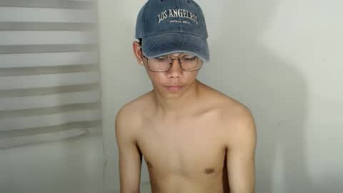 Snapshot of ynotyu chatting on 31, 10, 2025 ynotyu online show from 31, 10, 2025