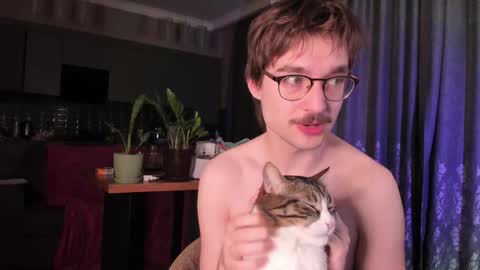 Max online show from 22, 2, 2026